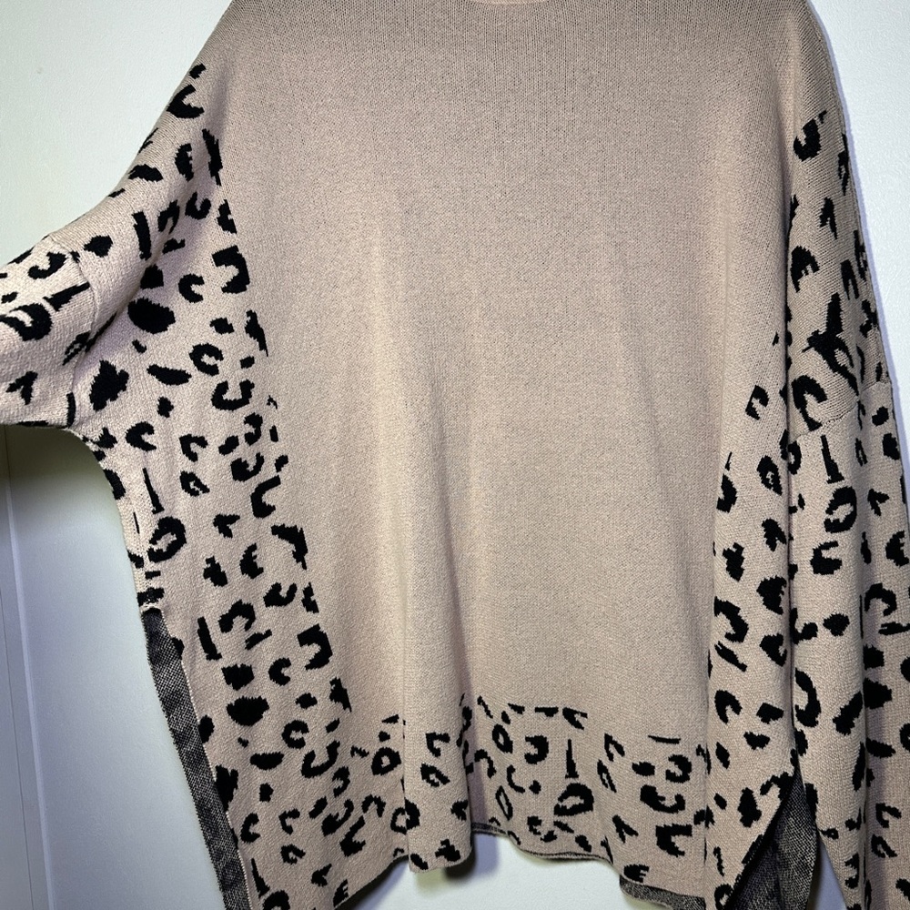 Leopard High Neck Side Slit Oversized Sweater size 2XL Cozy Minimalist Chic - Picture 9 of 9